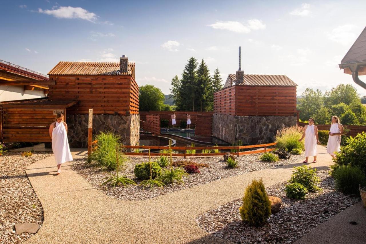 Wellness & Spa Lipno - Frymburk C410 ภายนอก รูปภาพ